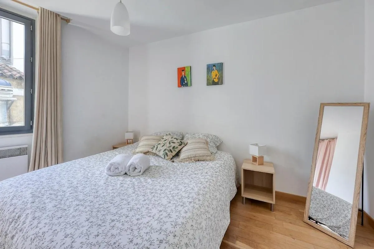Apartment Le Cocon Cavet T3 Coeur Village Marche & Port Sanary-sur-Mer France